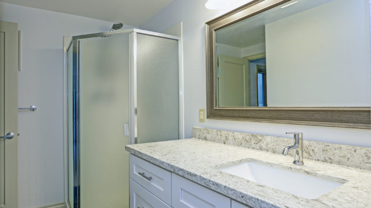 Why Quartz and Granite are the First Choice for Bathroom Elegance